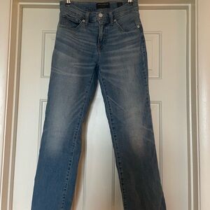 Lucky Brand Light Blue Denim Jeans